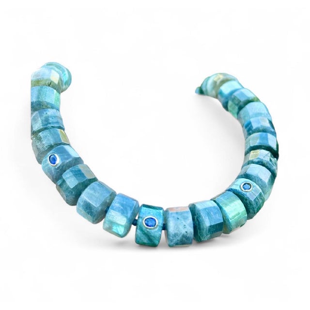 Grand Labradorite Necklace With Blue Sapphires & 14k Gold For Sale In New York - Image 6 of 8