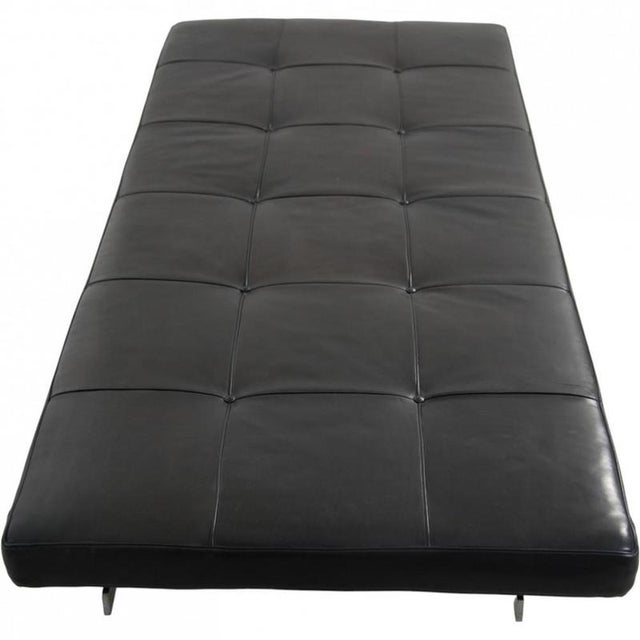 Poul kjærholm pk80 daybed upholstered in the original black leather and with a steel frame. The daybed is from the 1970s...
