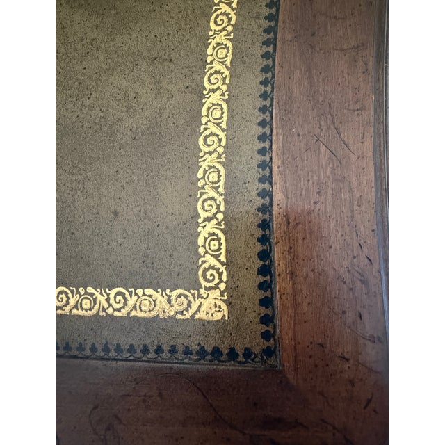 Wood Vintage Mid-Century Sligh French Provincial Gold-Tooled Leather Top Writng Desk For Sale - Image 7 of 12