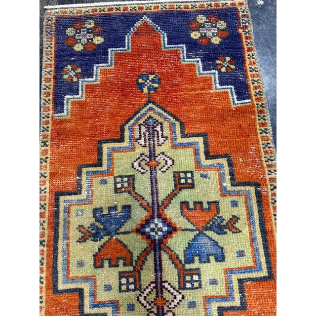 Contemporary Turkish Yastik Rug 1'7" x 3'3" For Sale - Image 3 of 5