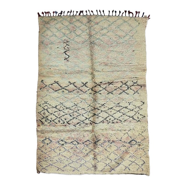Vintage Moroccan Wool Rug - 7.5 X 5 Ft For Sale