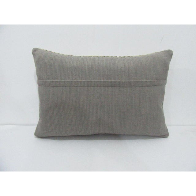 Mid-Century Modern Decorative Pastel Cushion Cover For Sale - Image 3 of 4