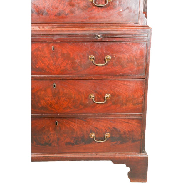 Wood George III 9-Drawer Mahogany Chest on Chest, 18th Century For Sale - Image 7 of 17
