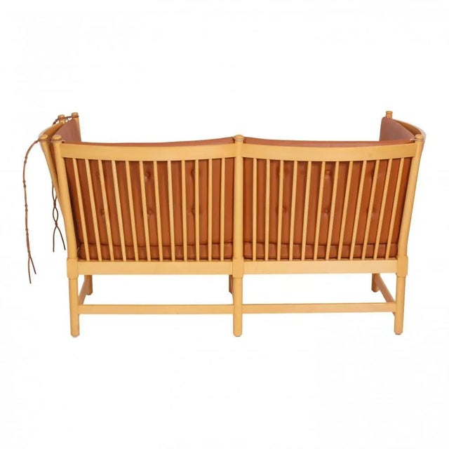 Fritz Hansen Spoke-Back Sofa in Cognac Bison Leather by Børge Mogensen for Fritz Hansen, 1990s For Sale - Image 4 of 5