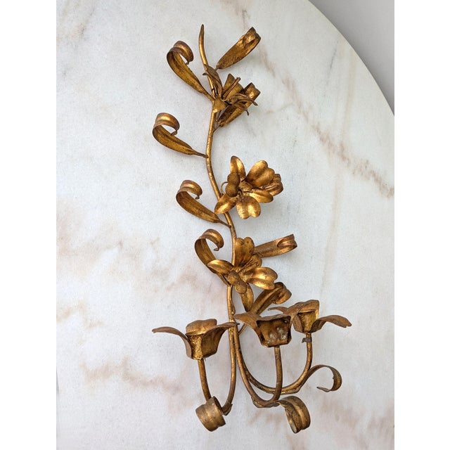 Hollywood Regency Vintage Italian Florentine Gilt Tole 3 Arm Candle Sconce For Sale - Image 3 of 7
