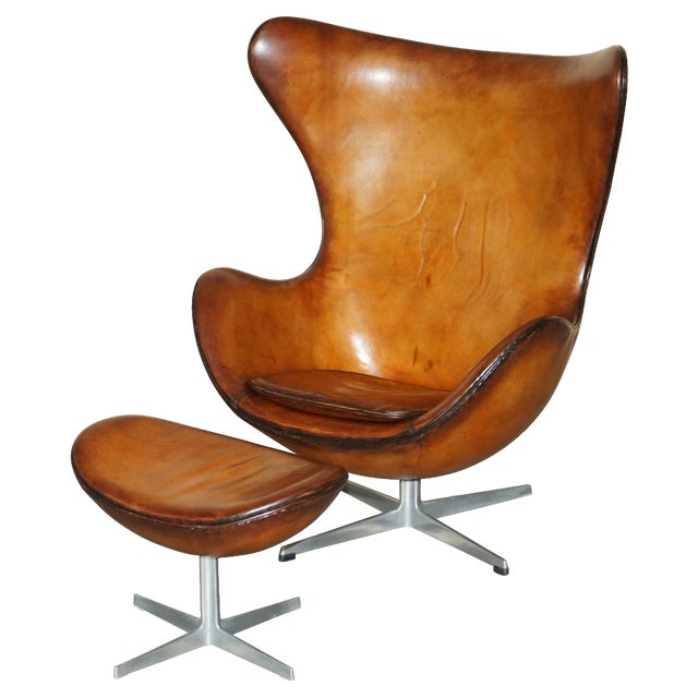 Set of Egg Chair and Footstool in Brown Leather from Fritz Hansen, 1968 For Sale