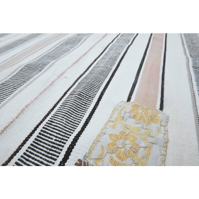 1970s Vintage Handmade Wool Cotton White Gray Area Rug For Sale - Image 9 of 11