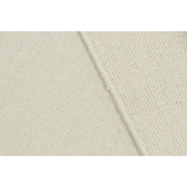 White Rug & Kilim’s Modern Textural Rug in White Tones For Sale - Image 8 of 8