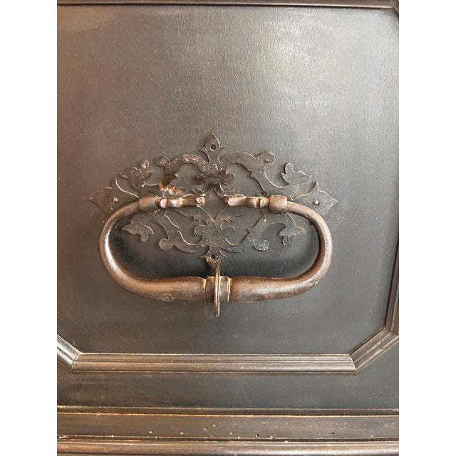 18th Century Italian Carved Cassone Trunk With Inside Carved Raised Panel For Sale - Image 10 of 12