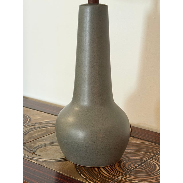 Mid-Century Ceramic Table Lamp by Gordon and Jane Martz For Sale - Image 9 of 12