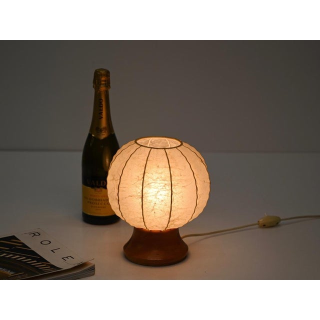 Mid-Century Scalopped Cocoon Table Lamp with Wood Base attributed to Achille Castiglioni for Flos, Italy, 1960s For Sale - Image 6 of 11
