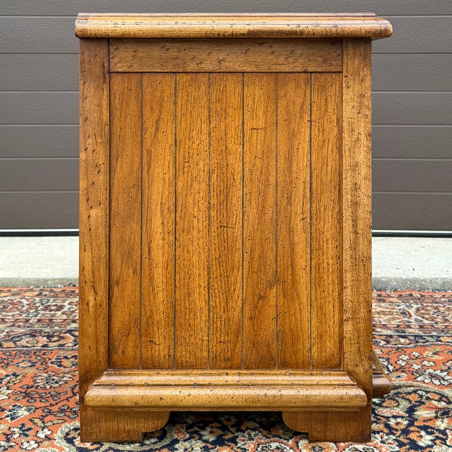 1960s Thomasville Spanish Revival Oak Nightstand Cabinet With Drawer For Sale - Image 12 of 15