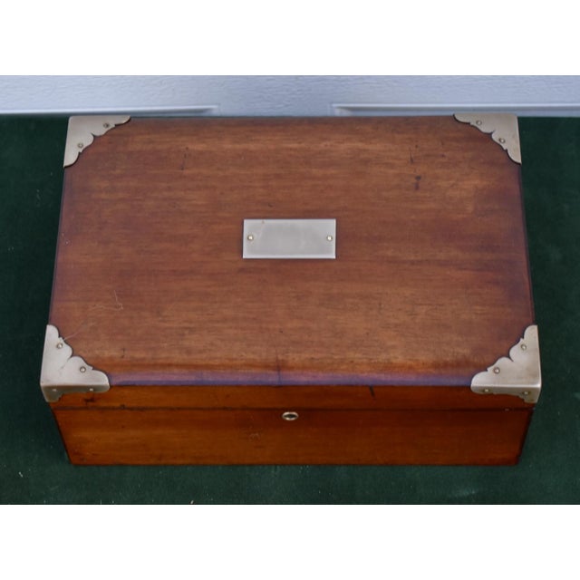 Vintage (1960's) Humidor Hinged Box has a Traditional Style. Made of Wood. Mahogany. The Box is Metal Lined with Metal...