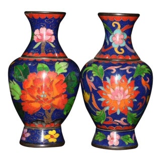 Pair of Vintage Chinese Cloisonné Floral Vases - 1477g For Sale
