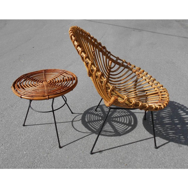 Set of Italian Rattan Egg Chairs and Small Table Set, 1950s For Sale - Image 4 of 4