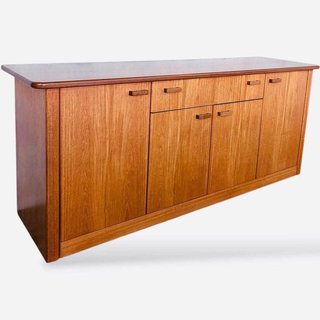 Brown Mid-Century Teak Low Sideboard by G Plan, 1960s For Sale - Image 8 of 11