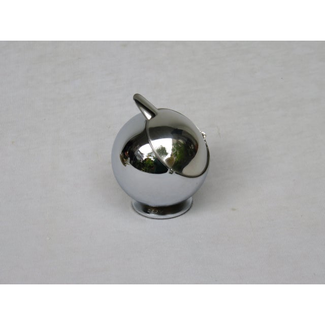 Ball Ashtray ''Smokny'' from the 70s, bez. Quist registered design, chrome - The Little The support for the cigarette is...