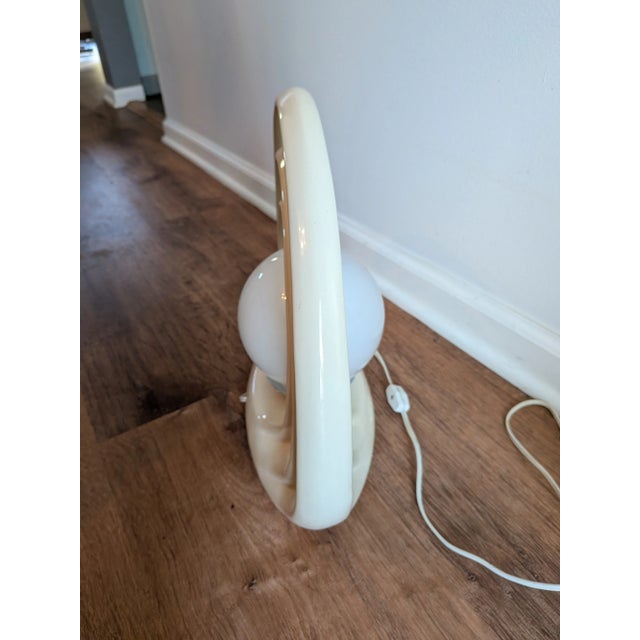 Vintage 1980s Art Deco Revival Ceramic Halo Rings Ellipse Table Lamp Opalescent For Sale In Rochester - Image 6 of 11