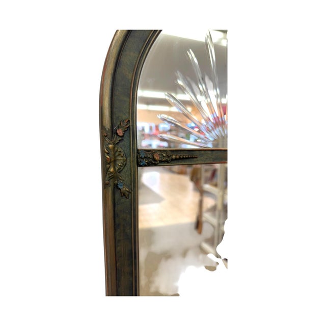 Metal Vintage Arched Pier Mirror With Glass Sunburst Prism – Ornate Gilt Hollywood Regency Wall Mirror. For Sale - Image 7 of 11
