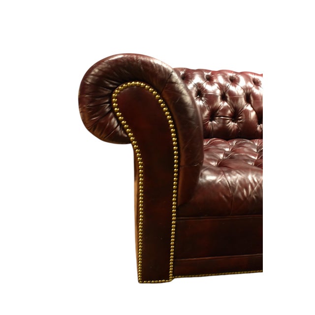 Late 20th Century Burgundy Leather Tufted Chesterfield Sofa For Sale - Image 5 of 6