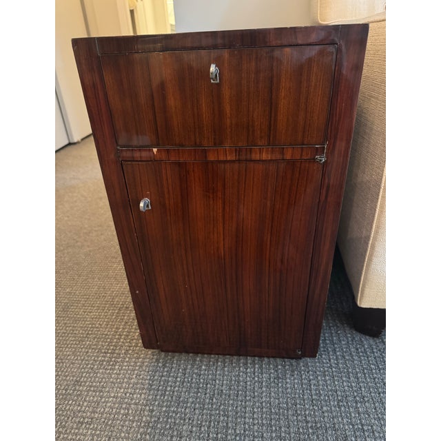 Ralph Lauren Ralph Lauren Modern Metropolis Sofa End Table For Sale - Image 4 of 11