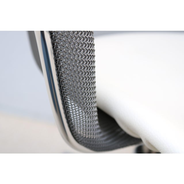 Italian Modern Antonio Citterio for B&b Italia Iuta White Swivel Desk Task Chair For Sale - Image 15 of 18