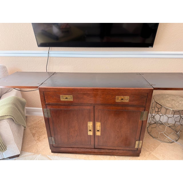 Up for your consideration is a stunning 1970s military-inspired Campaign style dry bar / buffet server cabinet...