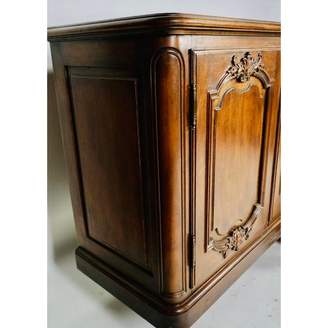 Monumental Baker Furniture French Provincial Style Walnut Buffet Sideboard, 4-Door Carved Credenza, Circa 1960–1975 For Sale In Los Angeles - Image 6 of 12