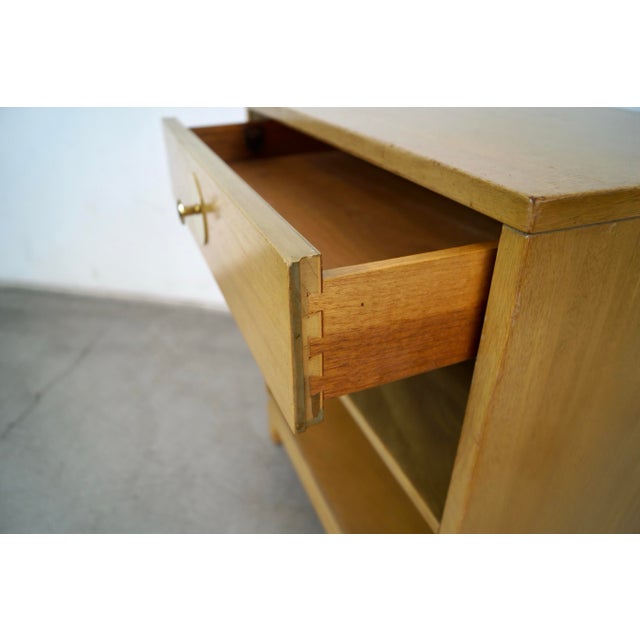 1950’s Mid-Century Modern Landstrom Blonde Nightstand For Sale - Image 11 of 12