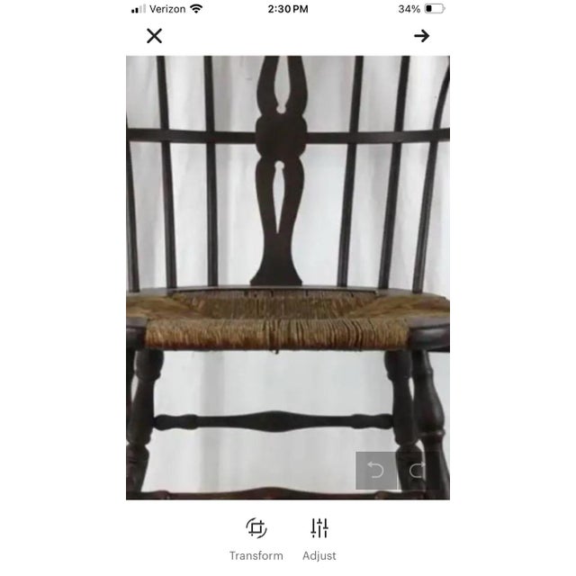 This Windsor chair is unique and looks great in any setting. Splat back or also called a Fiddleback is a great & classic...