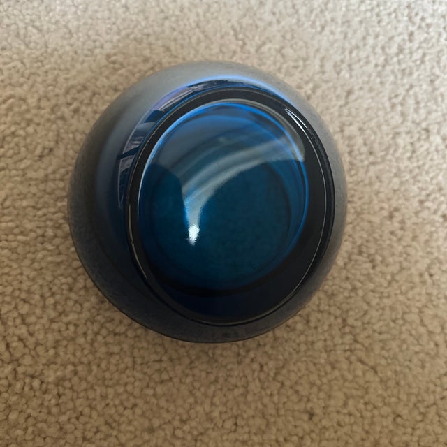 Vintage Viking Glass Cobalt Blue Orb Cigar/Cigarette Ashtray For Sale In Palm Springs - Image 6 of 10