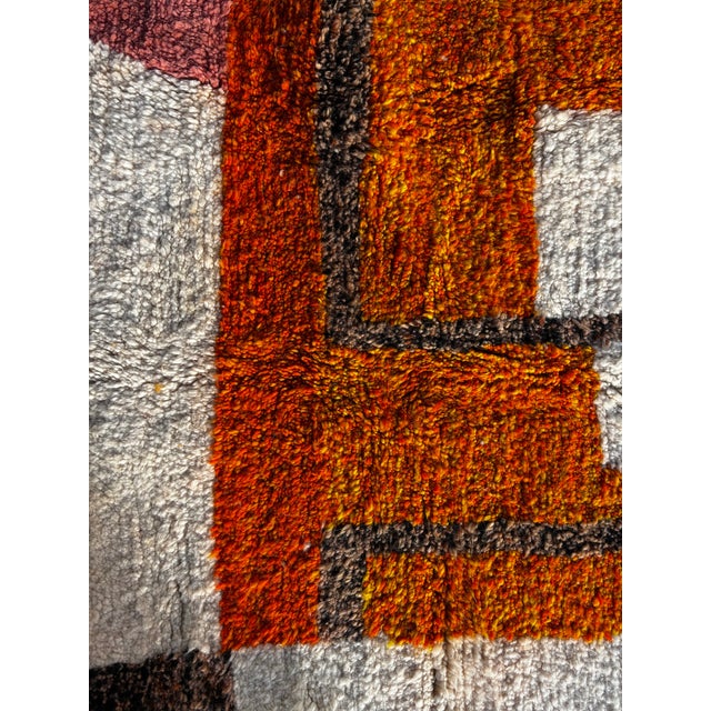 Moroccan Mrirt Beni Ouarain Wool Rug, 1990 For Sale - Image 4 of 11