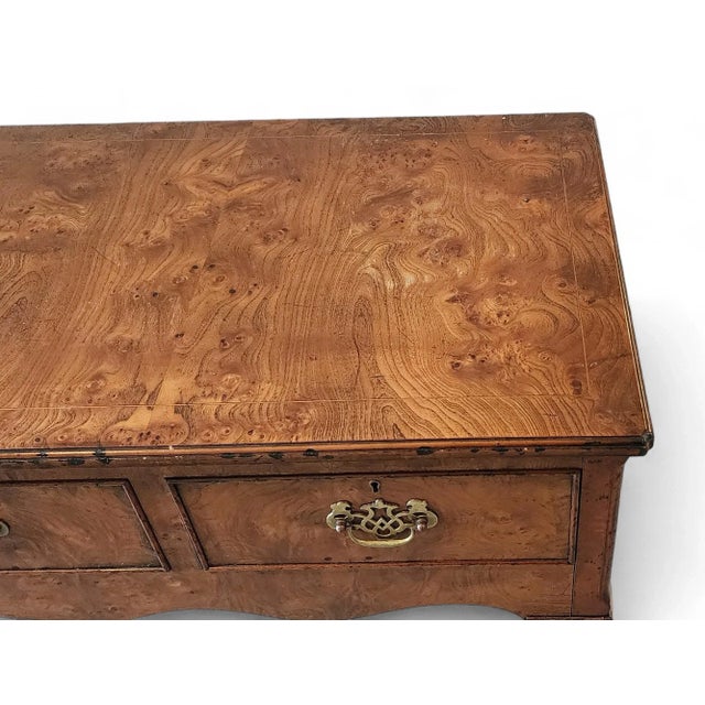 Burled Elm Queen Anne Style 4 Drawer Dining Room / Entrance Way Sideboard Cabinet, C1980s For Sale - Image 11 of 12