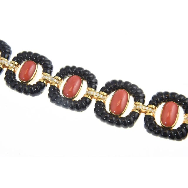 Early 21st Century Dramatic Onyx Coral Diamond Gold Link Bracelet For Sale - Image 5 of 10