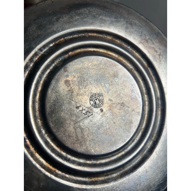 Metal Antique 1800’s Victorian Candlesticks Silverplate Meriden Britannia Company - A Pair For Sale - Image 7 of 11