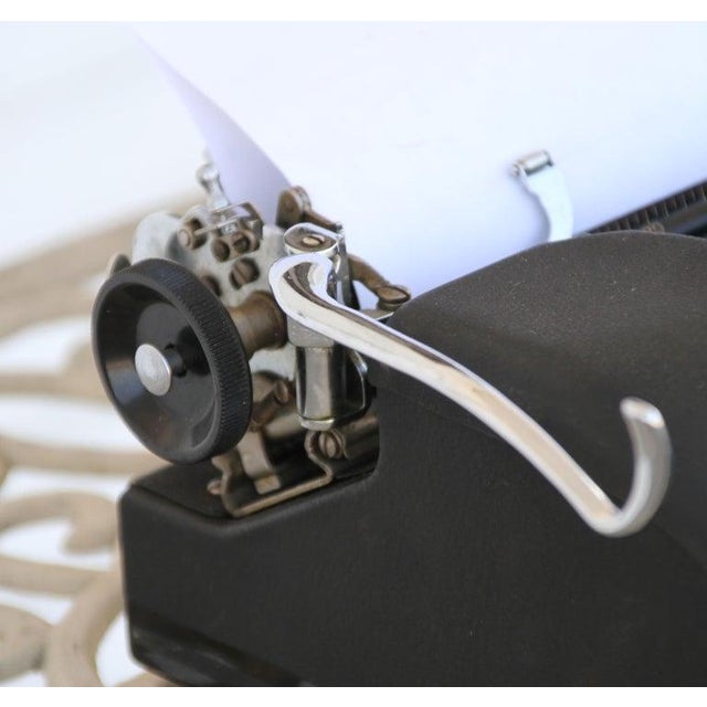 Vintage Smith Corona Typewriter and Case For Sale - Image 4 of 12