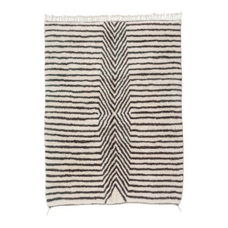 Optical Chevron Hourglass Hand-Knotted Wool Rug | 8'11" X 6'8" | One of a Kind For Sale