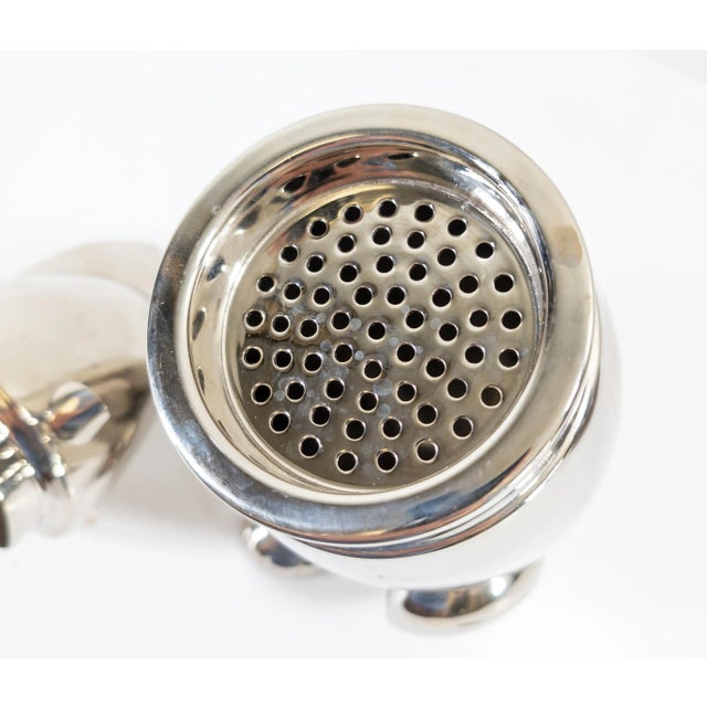 Mid-Century Modern Art Deco Style Chrome Polar Bear Cocktail Shaker For Sale - Image 10 of 12