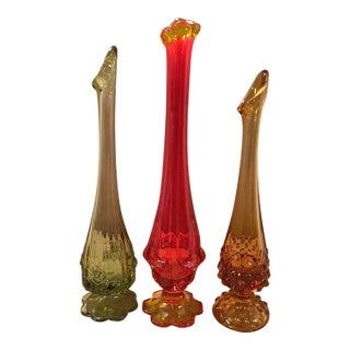 Vintage MCM Fenton *Hobnail Swung Glass Single Bud Vases-Set of 3 For Sale