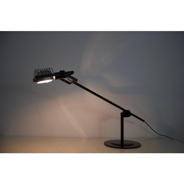 Table Lamp attributed to Ernesto Gismondi for Artemide, Italy, 1970s For Sale - Image 12 of 13