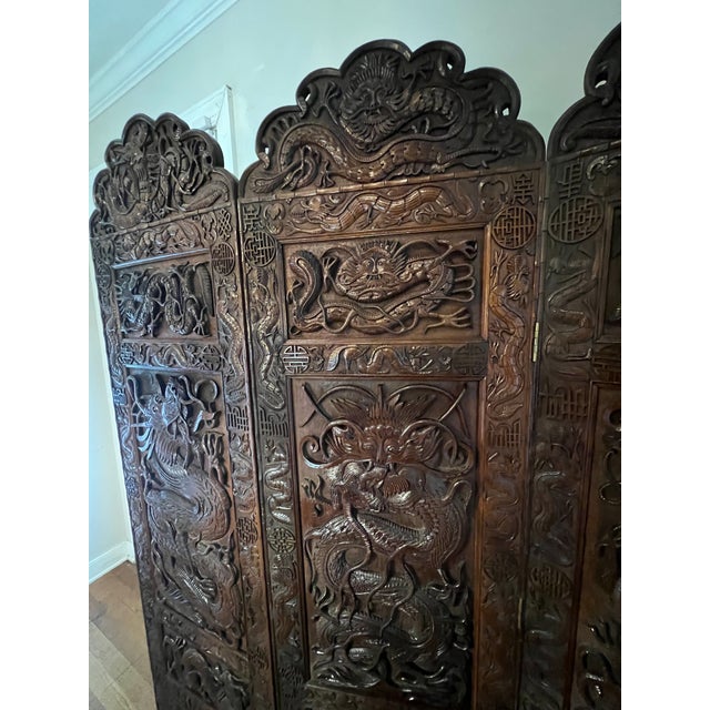 Mid 20th Century Exquisite Indonesian Solid Teak Screen – Hand-Carved Dragons & Floral Motifs For Sale In Richmond - Image 6 of 7