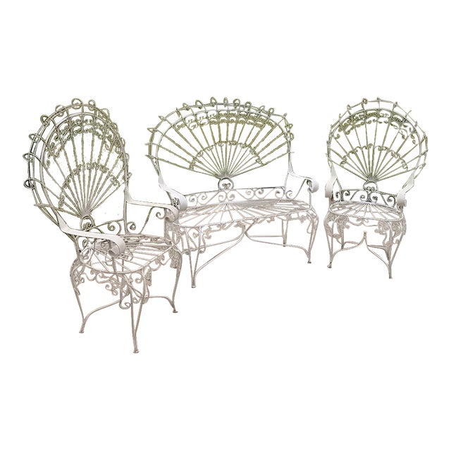 1960s Romantic Wrought Iron Garden Peacock Chairs and Settee After Salterini - Set of 3 For Sale
