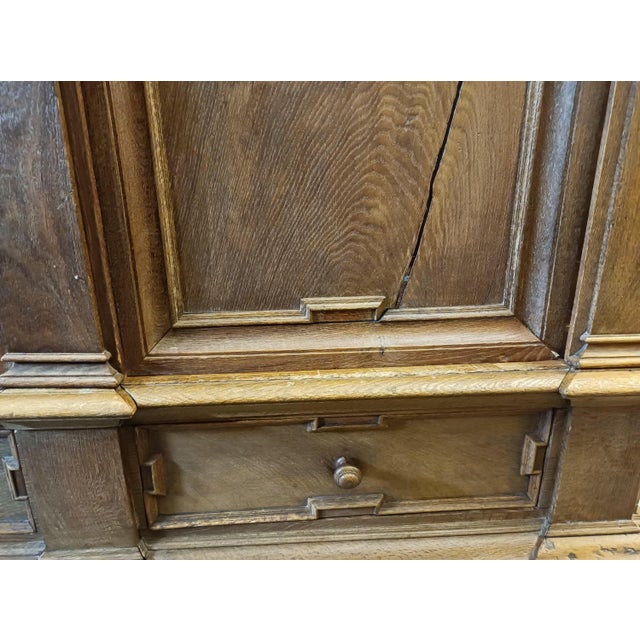 Antique Oak Baroque Armoire Wardrobe, Northern Europe, 1730 For Sale - Image 15 of 18
