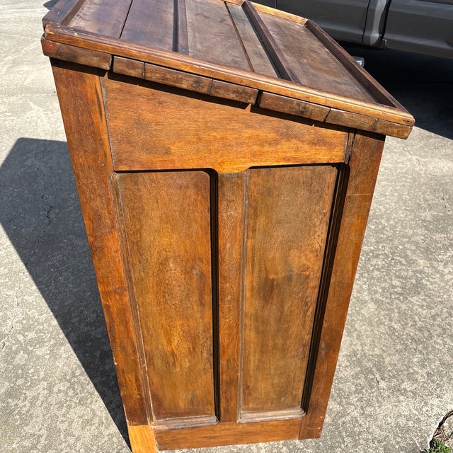 Antique Hamilton 13 Tray Printers Cabinet. Circa late 1800's all drawers and case have HAMILTON Plates. A true rarity with...