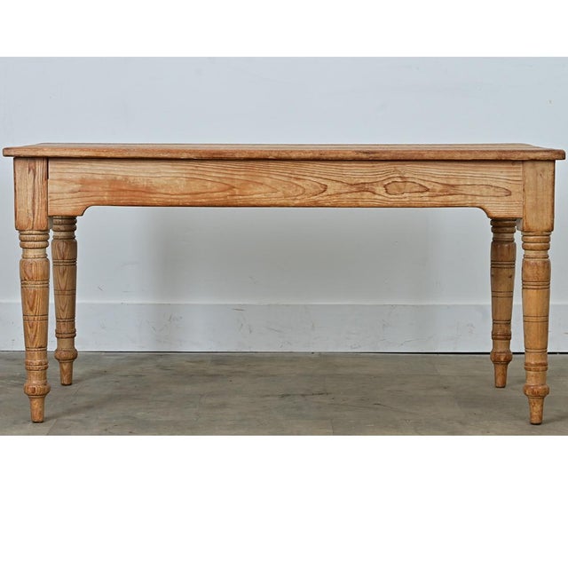 English 19th Century Pine Coffee Table For Sale In Baton Rouge - Image 6 of 12