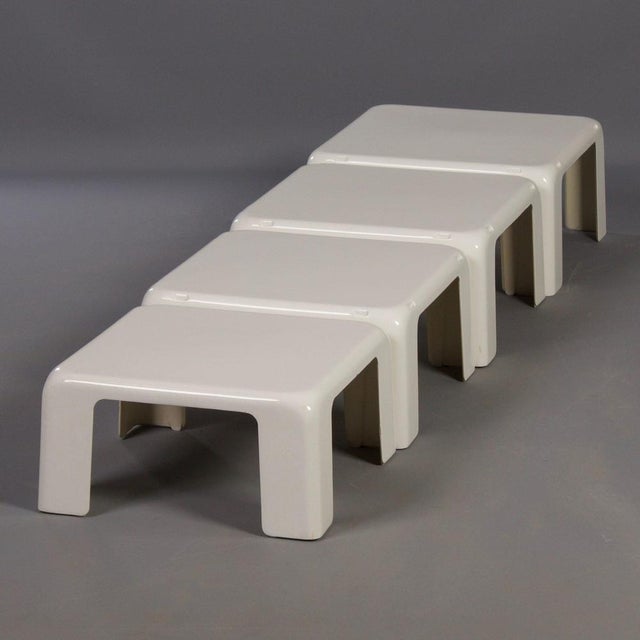 Nesting Side Tables Quatro Gatti in Fiberlite by Mario Bellini for C&b Italia, 1960s For Sale - Image 11 of 16