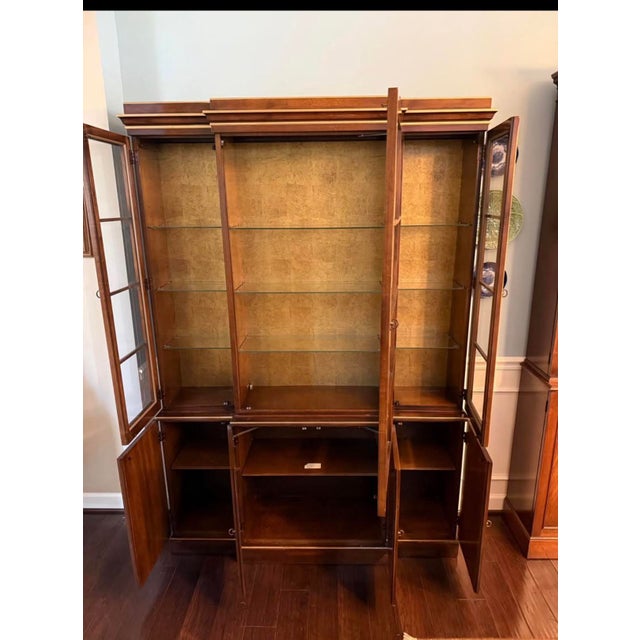 Wood Vintage Drexel Heritage Et-Cetera China Cabinet/Breakfront For Sale - Image 7 of 11