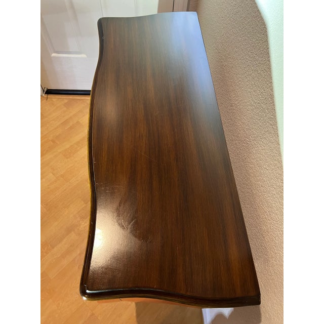 Mid 20th Century Vintage Red Chinese Console French Style Cabinet For Sale In Sacramento - Image 6 of 9