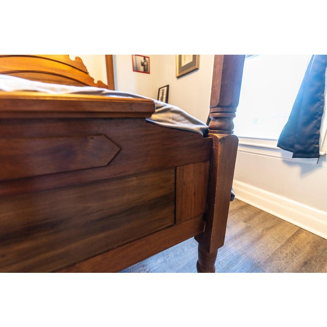 19th Century Texas Biedermeier High-Tester Bed | Galveston Origin | Solid Walnut | 170-Year Provenance | Antique Double/Full For Sale - Image 11 of 15