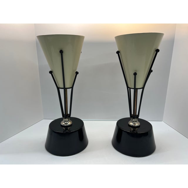 1950s Pair of Vintage Mid-Century Modern Atomic Torchiere Table Lamps – Black & Brass – Cream Cone Shades For Sale In Detroit - Image 6 of 11